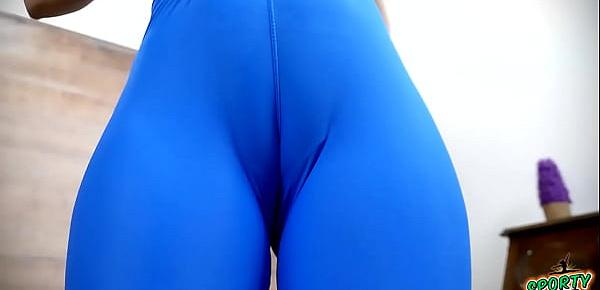  Huge Bubble Butt Skinny Girl Working Out in Tight Lycra-Spandex Leggings. Big Bouncing Boobs!
